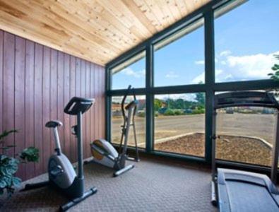 Days Inn By Wyndham Sandpoint Ponderay Удобства фото